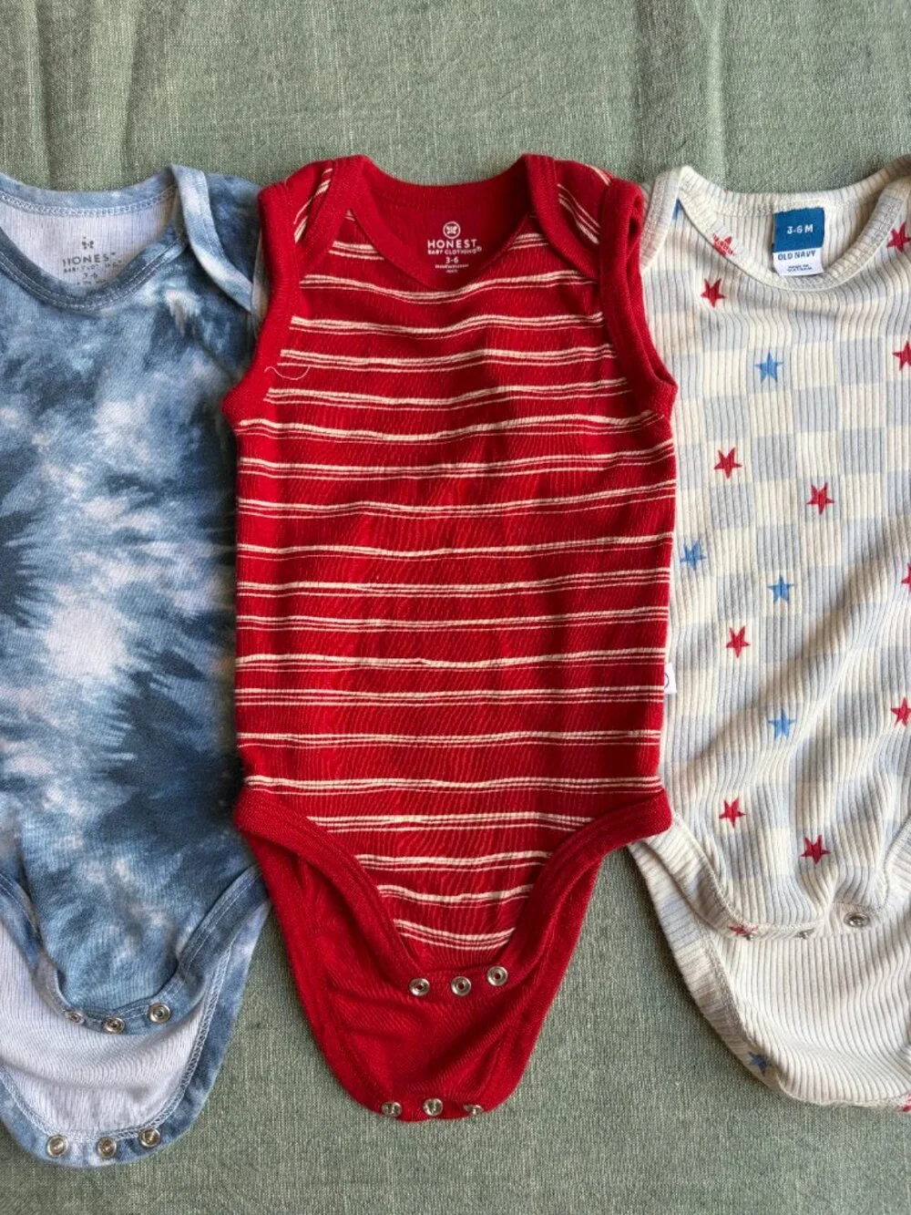 3-Piece Red White & Cute Baby Boys Onesies Bundle 3-6m